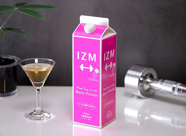 ドリンクタイプのIZMプロテインの使用イメージ